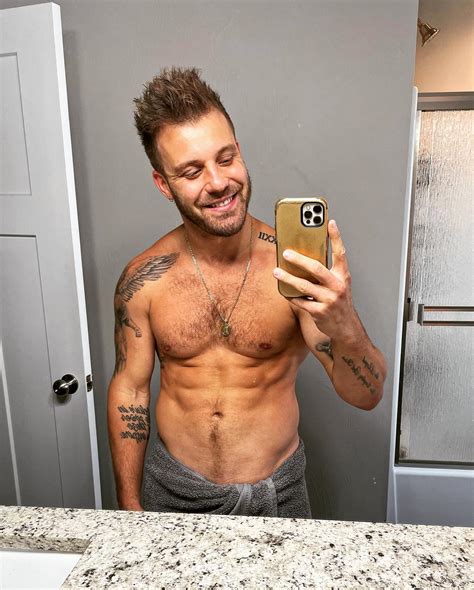 paul calafiore nudes|Big Brother 18’s Naked Male Houseguests: 25 Gifs And Pics Of。